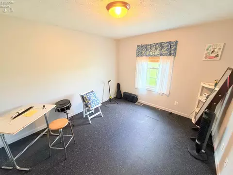 Bedroom - 6410 Royce Dr, Marblehead, OH 43440 photo 2 of 3