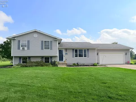 Exterior - 6410 Royce Dr, Marblehead, OH 43440 photo 11 of 11