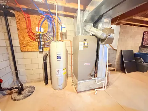 Other - 6410 Royce Dr, Marblehead, OH 43440 photo 4 of 9