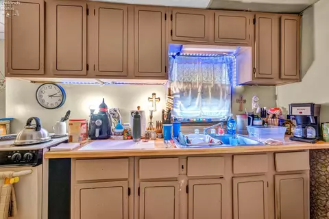 Kitchen - 1011 E Main St, Bellevue, OH 44811 photo 7 of 8
