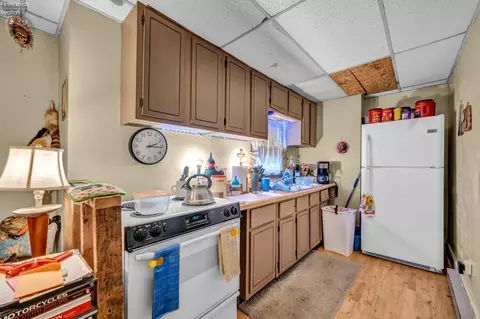 Kitchen - 1011 E Main St, Bellevue, OH 44811 photo 6 of 8