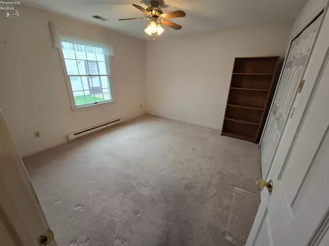 Bedroom - 1909 E Waterberry Dr, Huron, OH 44839 photo 2 of 5