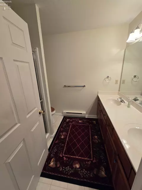 Bath - 1909 E Waterberry Dr, Huron, OH 44839 photo 3 of 5
