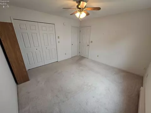 Bedroom - 1909 E Waterberry Dr, Huron, OH 44839 photo 4 of 5