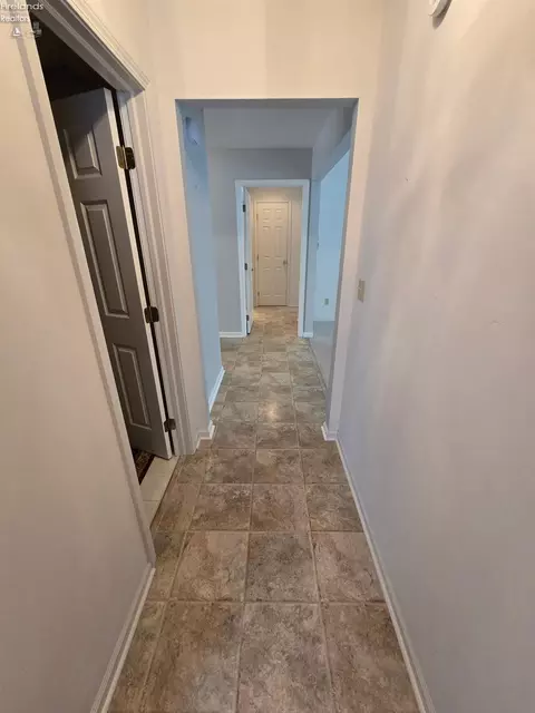 Entry Way - 1909 E Waterberry Dr, Huron, OH 44839 photo 4 of 4