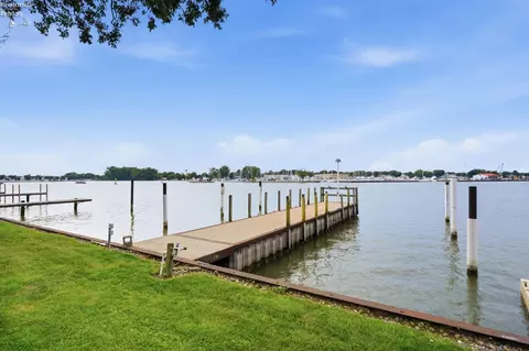 View/Area - 5835 E Saylor St, Marblehead, OH 43440 photo 2 of 14