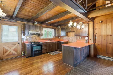 Kitchen - 5835 E Saylor St, Marblehead, OH 43440 photo 4 of 4