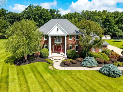 6232 Oak Point Ests, Lorain, OH 44053 photo 1