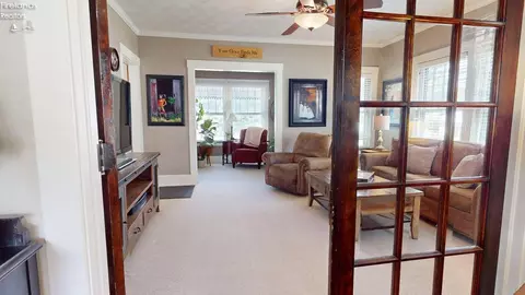 Entry Way - 199 E Main, Norwalk, OH 44857 photo 2 of 6
