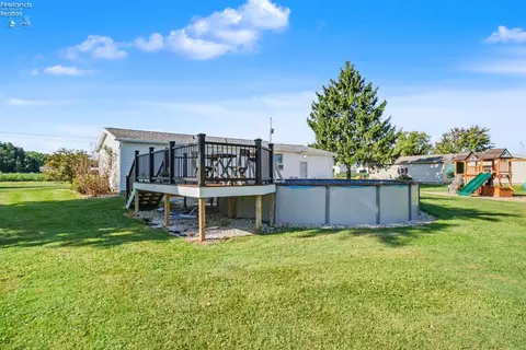 Exterior - 3460 Vine Rd, Collins, OH 44826 photo 4 of 6
