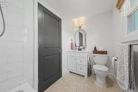 Bath - 3460 Vine Rd, Collins, OH 44826 photo 1 of 2
