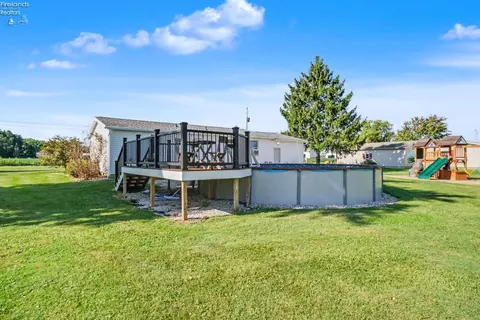 Exterior - 3460 Vine Rd, Collins, OH 44826 photo 3 of 6