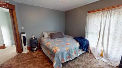 Bedroom - 506 Clark St, Willard, OH 44890 photo 3 of 7