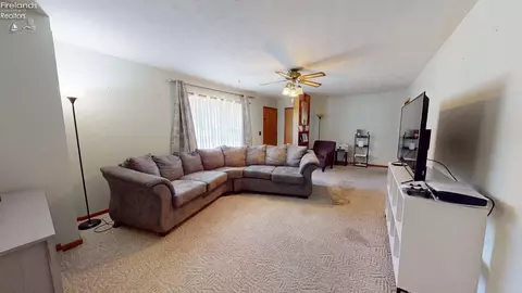 Living - 320 E Long St, Willard, OH 44890 photo 2 of 2