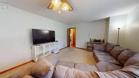 Living - 320 E Long St, Willard, OH 44890 photo 1 of 2