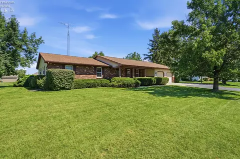 11835 W River Lane Rd, Oak Harbor, OH 43449