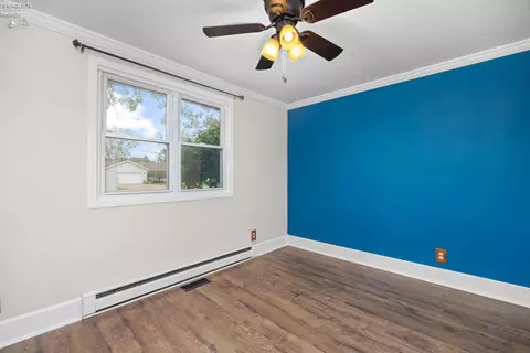 Bedroom - 5708 Mccartney Rd, Sandusky, OH 44870 photo 5 of 8