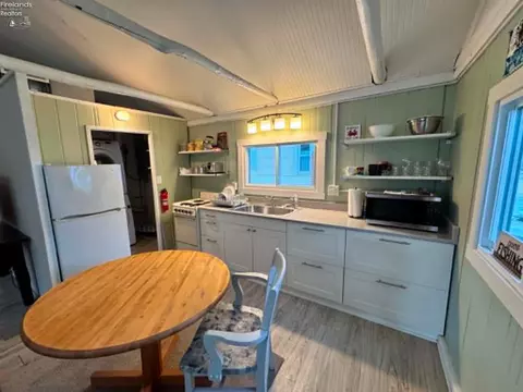 Kitchen - 219 Munsee Pl, Huron, OH 44839 photo 3 of 3