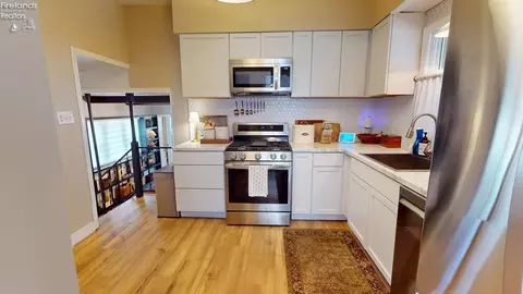 Kitchen - 913 S Myrtle, Willard, OH 44890 photo 1 of 2