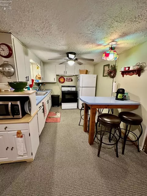 Kitchen - 6037 Willard West Rd, Willard, OH 44890 photo 1 of 1