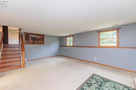 Living - 246 Portage Path, Willard, OH 44890 photo 7 of 10