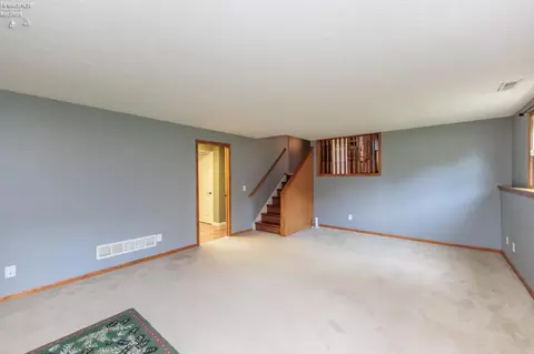 Living - 246 Portage Path, Willard, OH 44890 photo 8 of 10