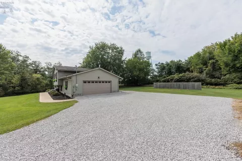 Exterior - 246 Portage Path, Willard, OH 44890 photo 5 of 9