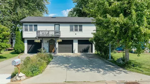 616 Superior St, Sandusky, OH 44870
