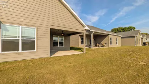 Exterior - 6025 Coventry Cir, Huron, OH 44839 photo 4 of 6