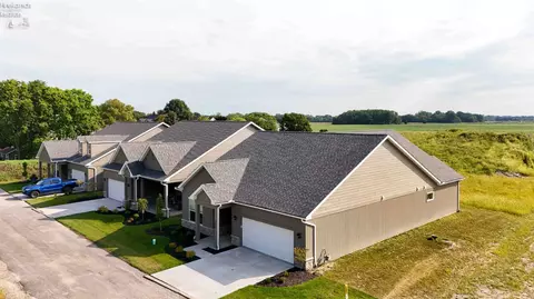 View/Area - 6025 Coventry Cir, Huron, OH 44839 photo 2 of 5