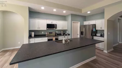 Kitchen - 6025 Coventry Cir, Huron, OH 44839 photo 3 of 6