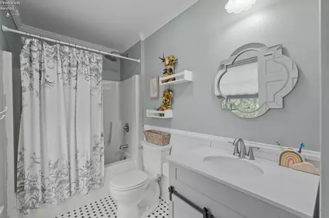 Bath - 3509 Scheid Rd, Huron, OH 44839 photo 3 of 3