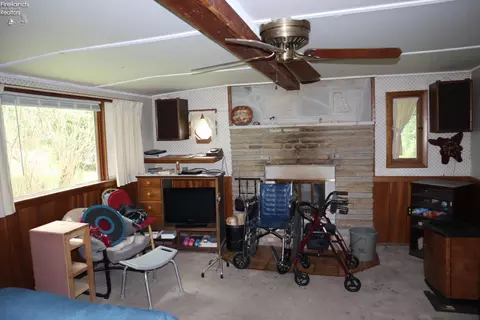 Living - 9301 River Rd, Huron, OH 44839 photo 1 of 1