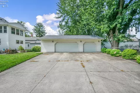 Exterior - 30 State St, Norwalk, OH 44857 photo 8 of 14