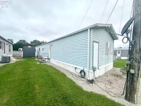 1420 E Main St #28, Bellevue, OH 44811 photo 10