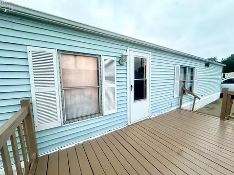 1420 E Main St #28, Bellevue, OH 44811 photo 2