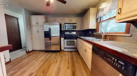 Kitchen - 21 Timothy Ave, Willard, OH 44890 photo 1 of 1