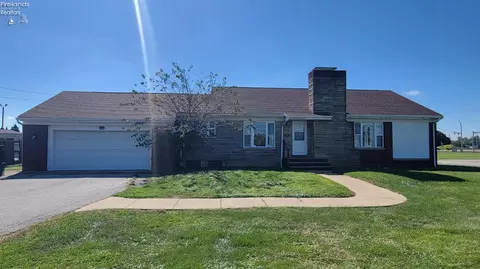 3230 Venice Rd, Sandusky, OH 44870