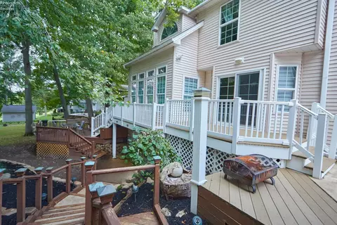 Exterior - 304 Riverside, Huron, OH 44839 photo 7 of 13