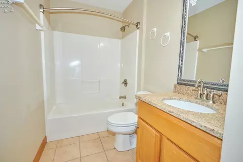 Bath - 304 Riverside, Huron, OH 44839 photo 1 of 6