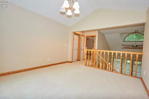 Living - 304 Riverside, Huron, OH 44839 photo 2 of 9