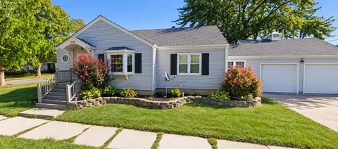 304 42nd St, Sandusky, OH 44870