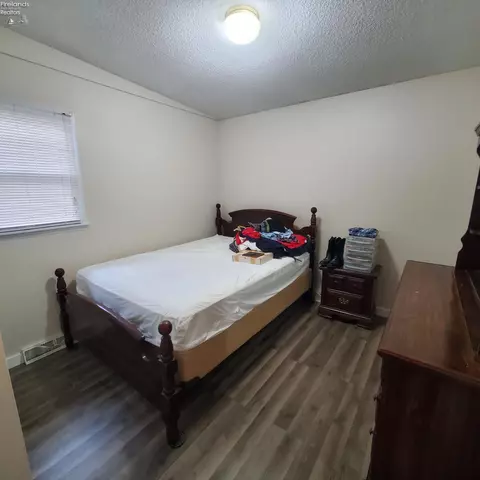 Bedroom - 408 Ontario St, Huron, OH 44839 photo 1 of 4