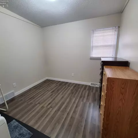 Bedroom - 408 Ontario St, Huron, OH 44839 photo 3 of 4