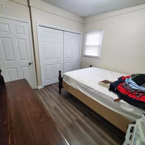 Bedroom - 408 Ontario St, Huron, OH 44839 photo 2 of 4
