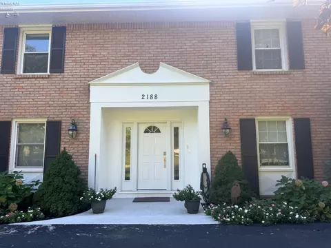2188 N Carriage Ln #7, Port Clinton, OH 43452