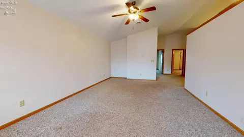 Living - 30 Wedgewood Dr, Willard, OH 44890 photo 1 of 2