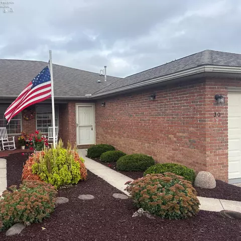 Exterior - 30 Wedgewood Dr, Willard, OH 44890 photo 2 of 2