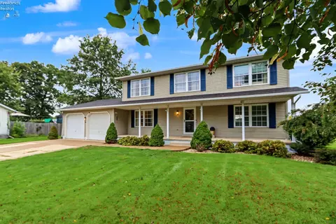 Exterior - 602 Linden Ln, Willard, OH 44890 photo 2 of 11