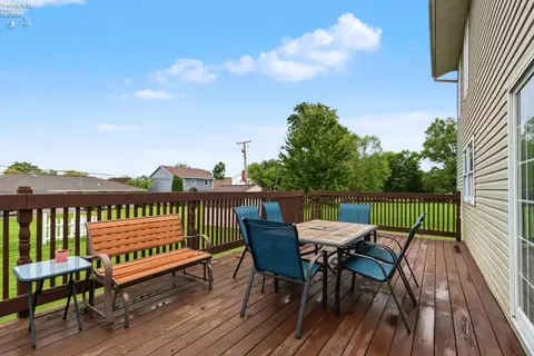 Exterior - 602 Linden Ln, Willard, OH 44890 photo 4 of 11